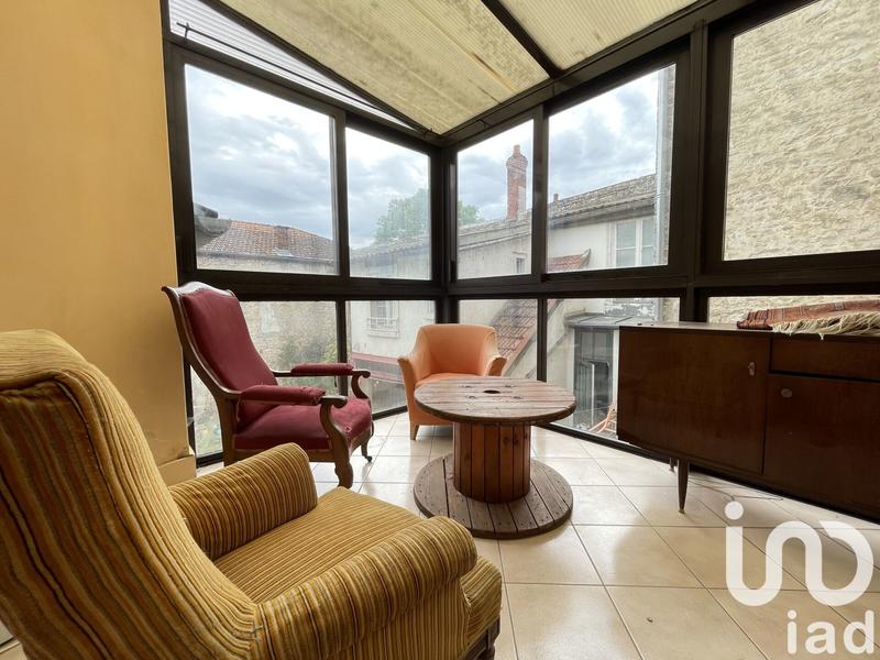 Maison - 240 m² - 9 pièces