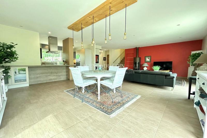 Maison - 135 m² - 5 pièces