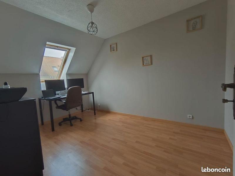 Maison - 90 m² - 5 pièces