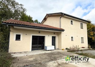 Maison - 152 m² - 6 pièces