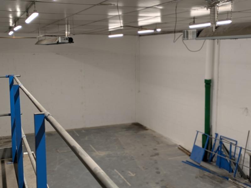 Bureau - 242 m² - 5 pièces