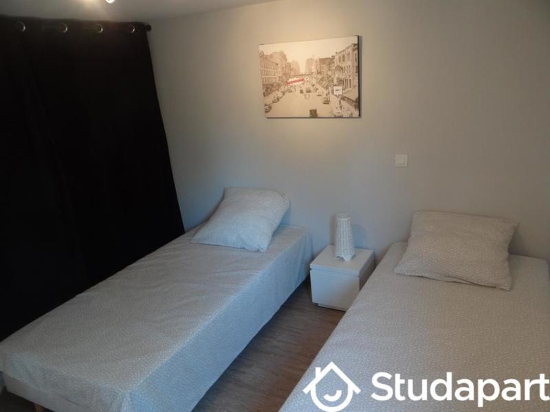 Chambre - 12 m² - 1 pièce