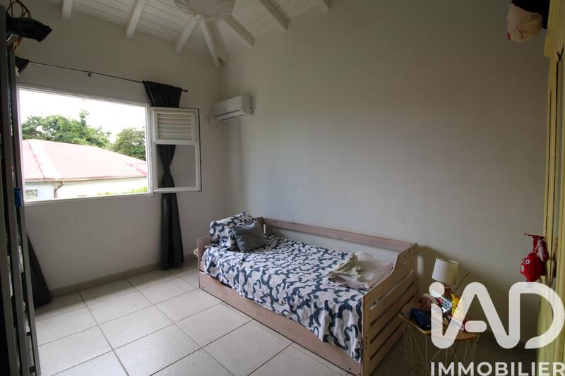 Maison - 185 m² - 5 pièces