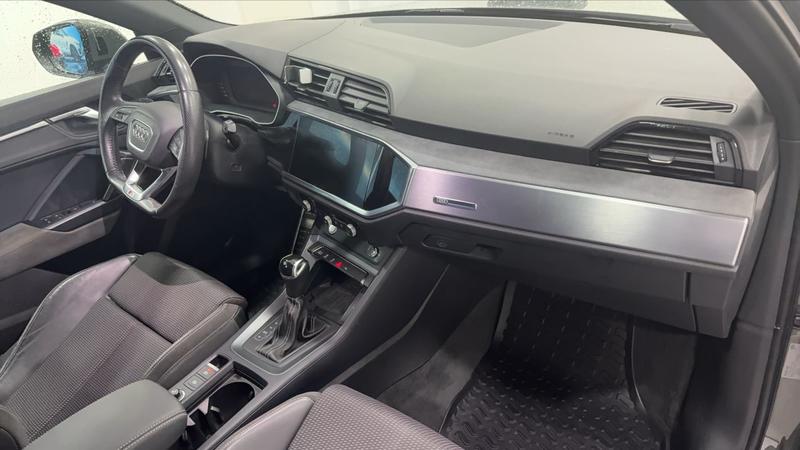 Audi Q3 35 Tfsi 150 Stronic 7 s line - Automatique