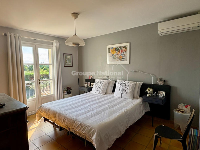 Maison - 195 m² - 7 pièces