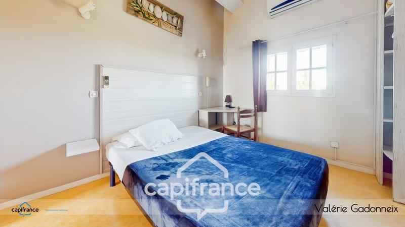 Propriété - 765 m² - 23 pièces