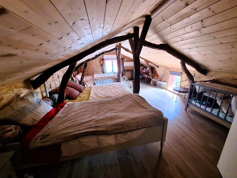 Maison - 121 m² - 5 pièces