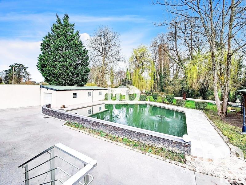 Maison - 354 m² - 7 pièces