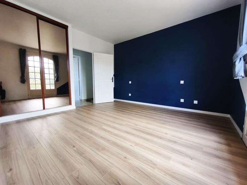 Villa - 222 m² - 7 pièces