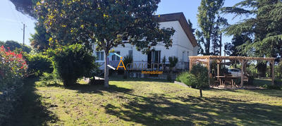 Maison - 140 m² - 7 pièces