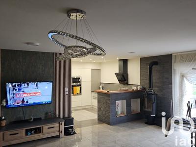 Maison - 192 m² - 6 pièces