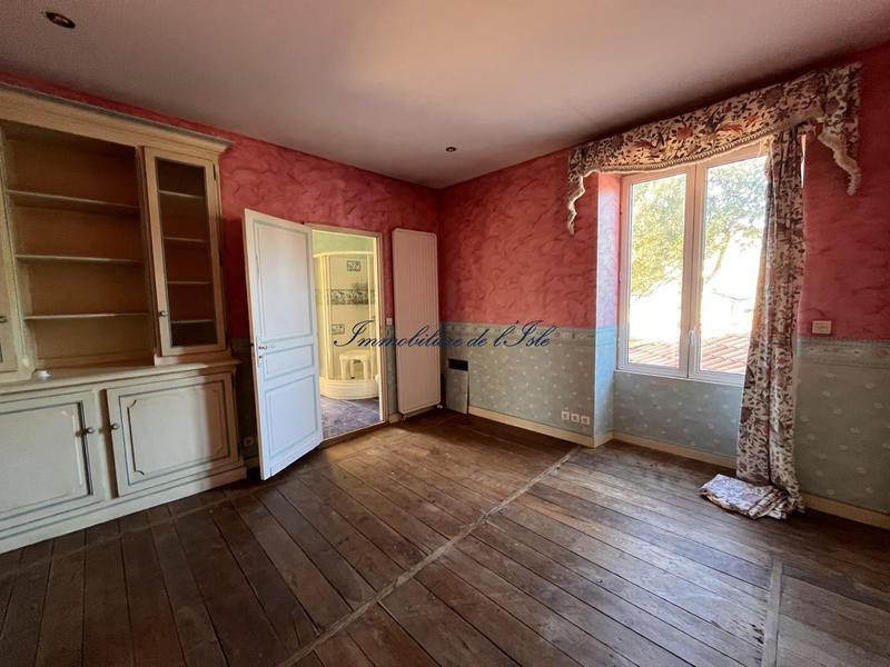 Maison - 280 m² - 10 pièces