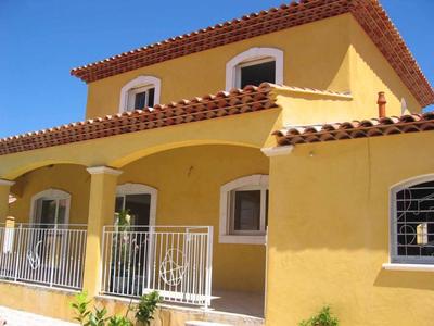 Maison contemporaine - 130 m² - 4 pièces