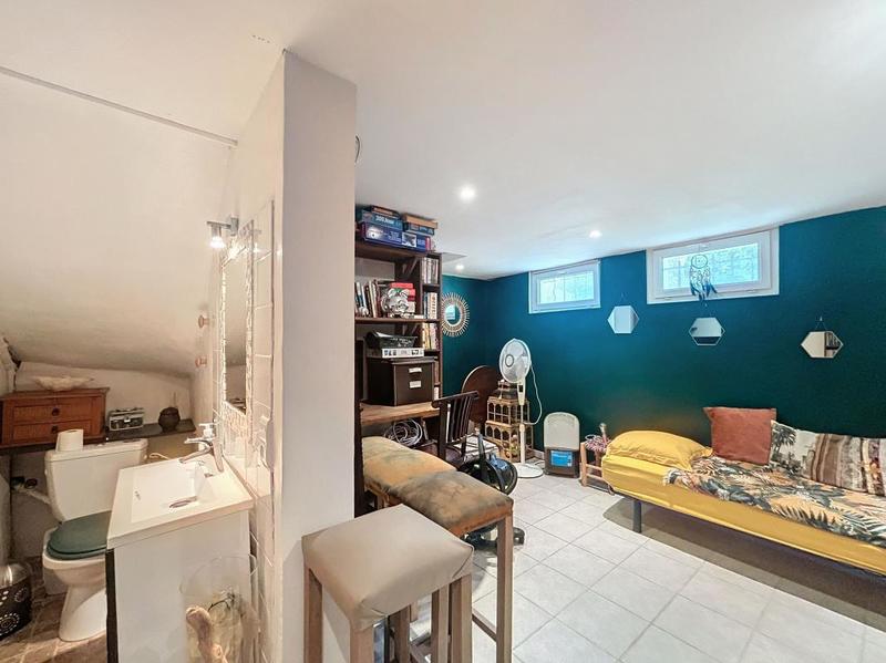 Appartement - 90 m² - 4 pièces