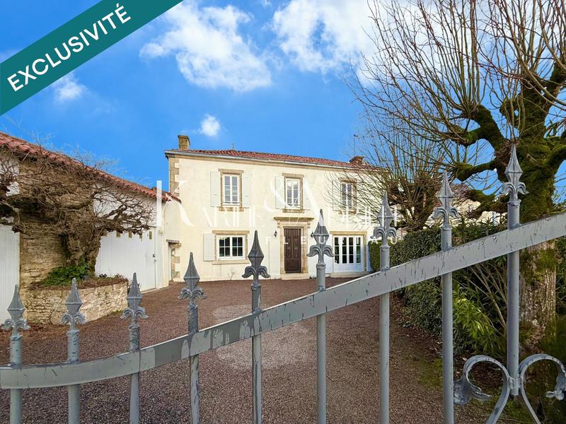 Maison - 140 m² - 6 pièces