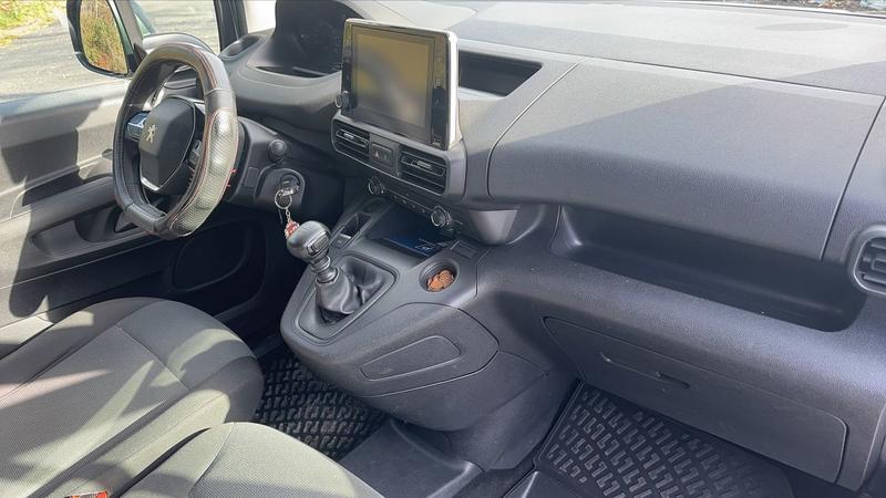 Peugeot Partner Fourgon Cabine Approfondie 1.2 PureTech 110 Asphalt