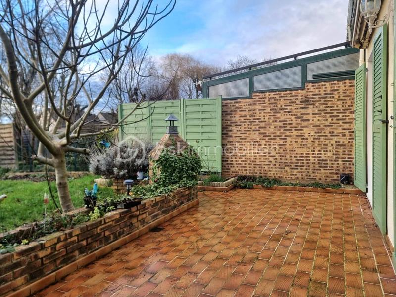 Maison - 84 m² - 4 pièces