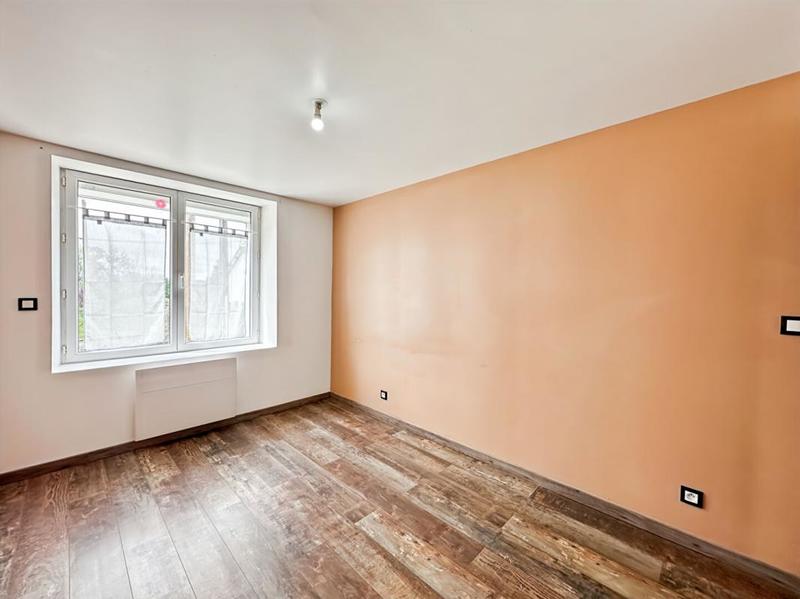 Maison - 102 m² - 6 pièces