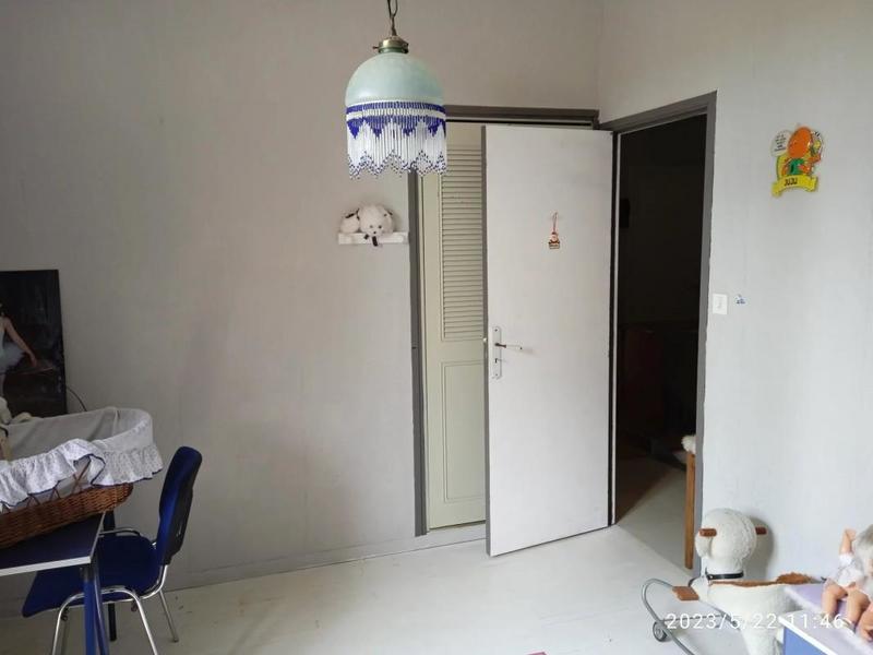 Maison - 200 m² - 8 pièces