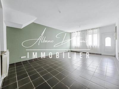 Maison - 72 m² - 6 pièces