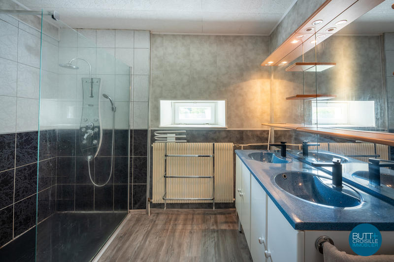 Ferme - 240 m² - 9 pièces