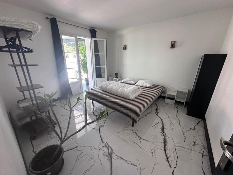 Villa - 175 m² - 6 pièces