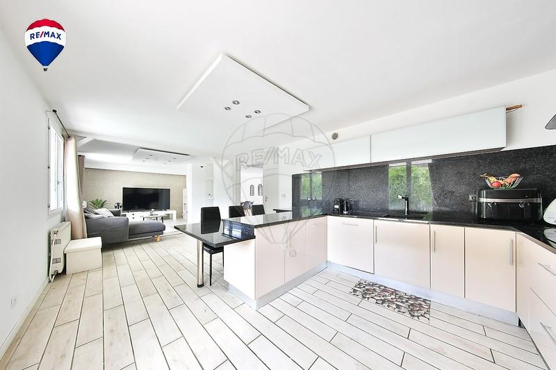 Maison - 116 m² - 5 pièces