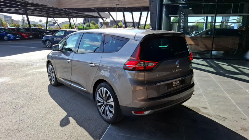 Renault Grand Scénic III Evolution TCe 140 Edc