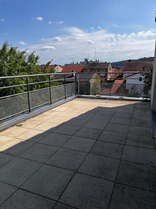 Appartement ancien - 77 m² - 4 pièces