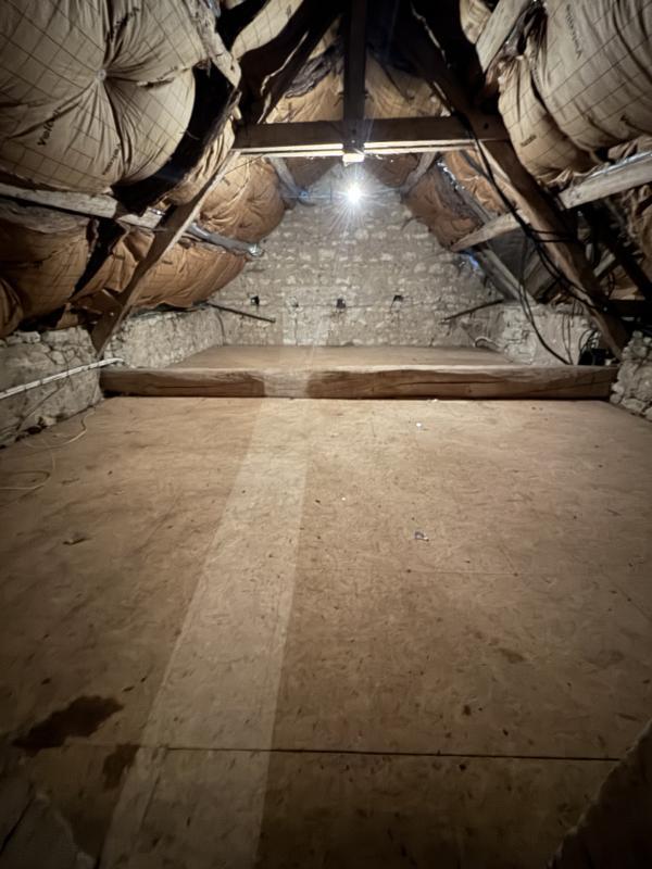 Maison en pierre - 113 m² - 4 pièces