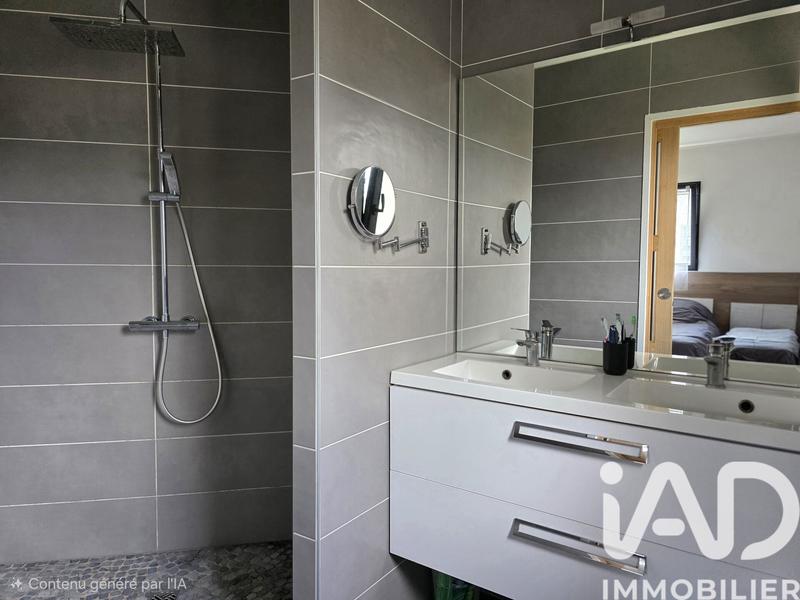 Maison - 138 m² - 6 pièces