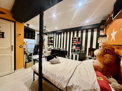 Maison - 142 m² - 6 pièces