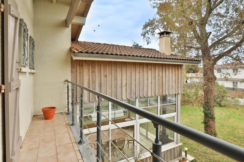 Maison - 190 m² - 6 pièces