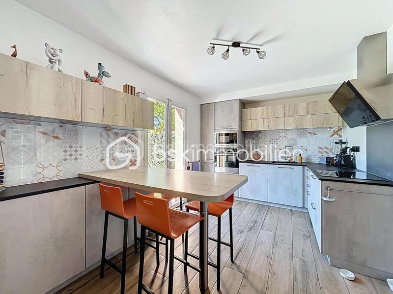 Maison - 138 m² - 6 pièces