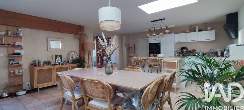 Maison - 120 m² - 5 pièces