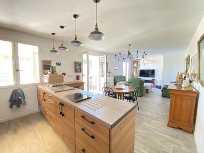 Villa - 80 m² - 4 pièces