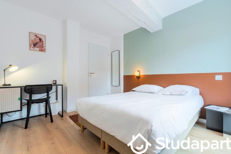 Chambre - 15 m² - 1 pièce