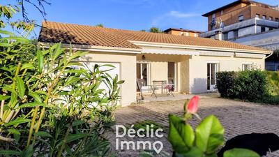 Maison - 108 m² - 6 pièces