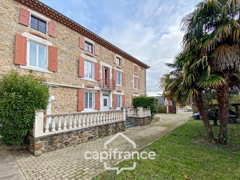 Maison en pierre - 229 m² - 8 pièces