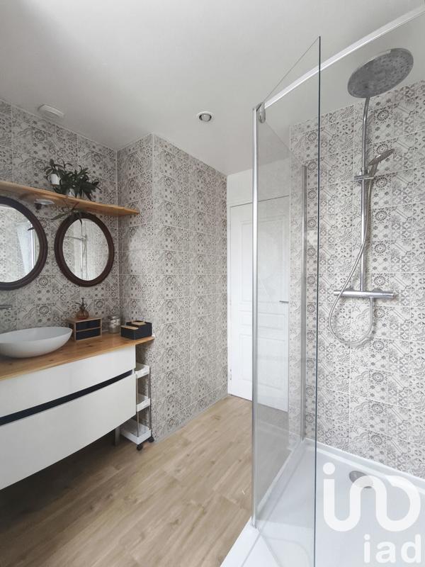 Appartement - 75 m² - 3 pièces