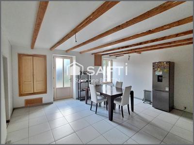 Maison - 96 m² - 6 pièces