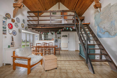 Maison - 151 m² - 6 pièces