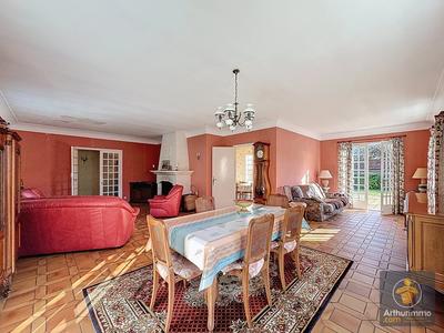 Maison - 151 m² - 4 pièces