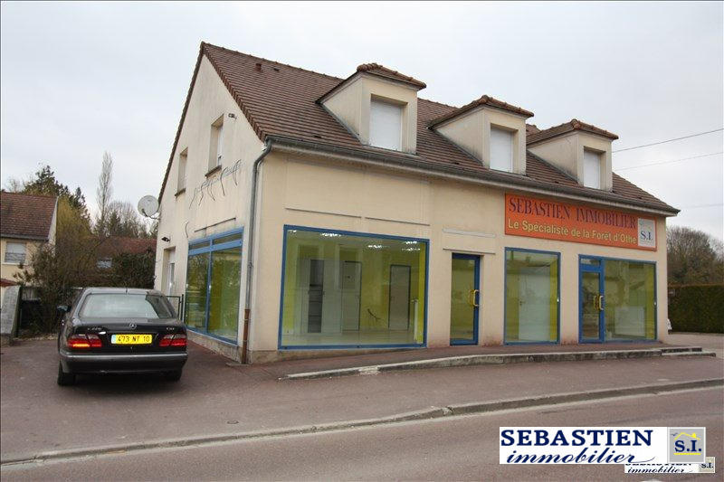 Local commercial - 46 m² - 4 pièces