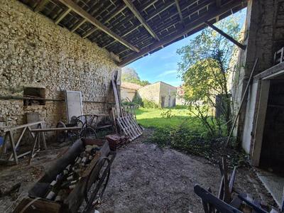 Maison - 114 m² - 2 pièces