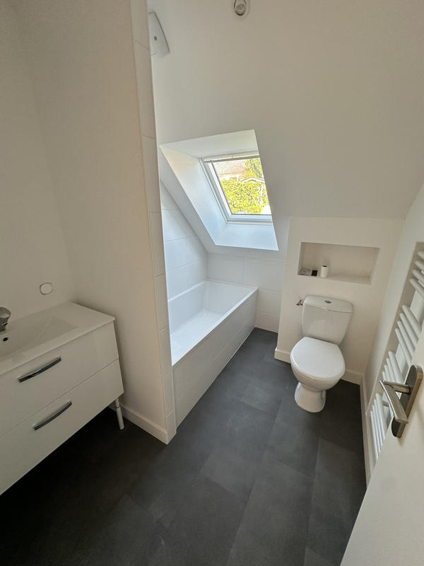 Maison - 85 m² - 5 pièces