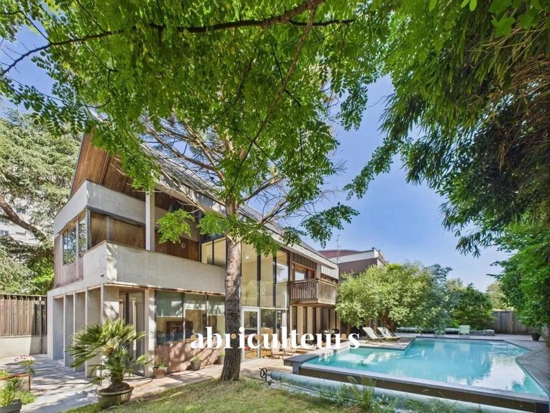 Maison ancienne - 316 m² - 9 pièces