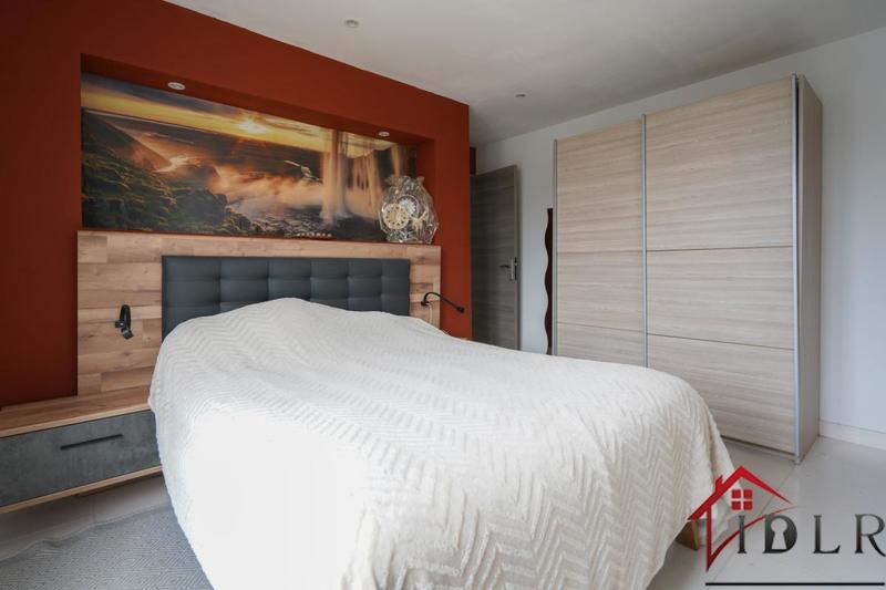 Appartement - 96 m² - 4 pièces