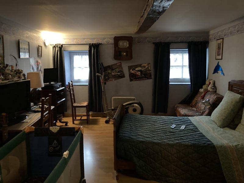 Maison - 180 m² - 7 pièces