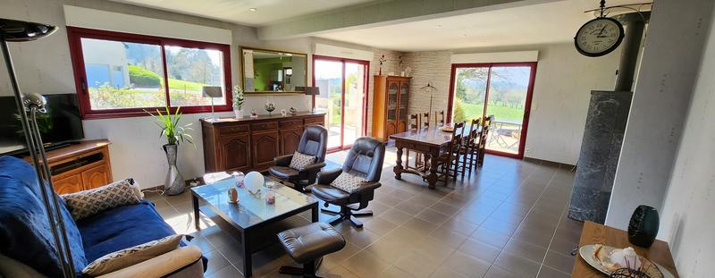 Maison - 162 m² - 6 pièces